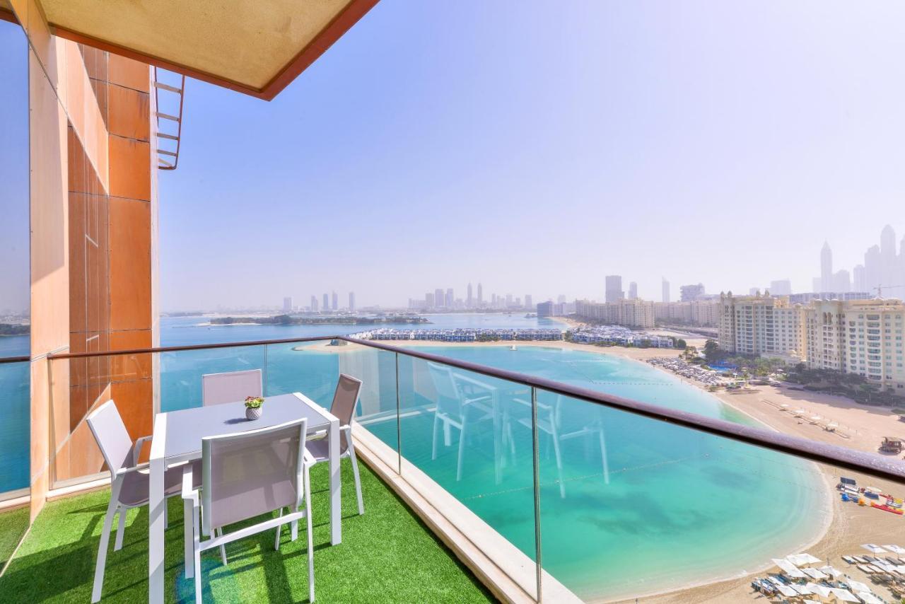 Апартаменты Tiara - Luxury Palm Jumeirah - Private Beach And Pool! Дубай Экстерьер фото